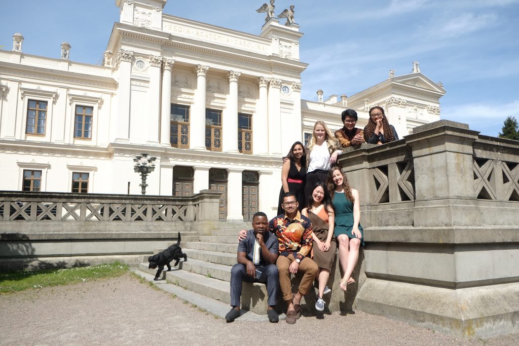 A photo of students from the Development Studies class in front of the main Lund university building